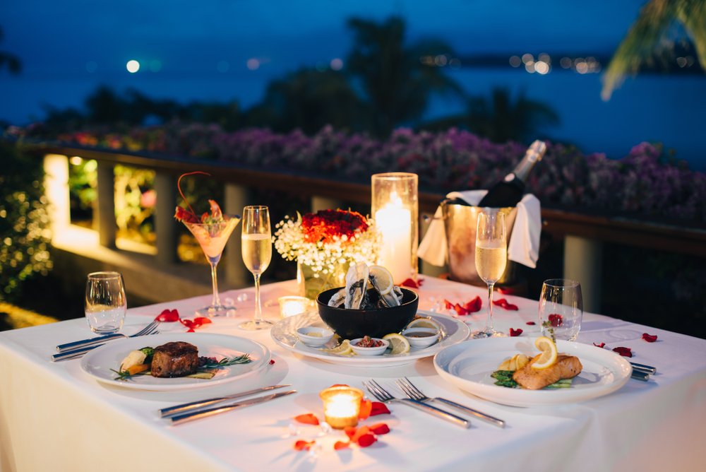 6 Tips for Choosing the Right Place for a Candlelight Dinner